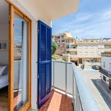Apartment Port