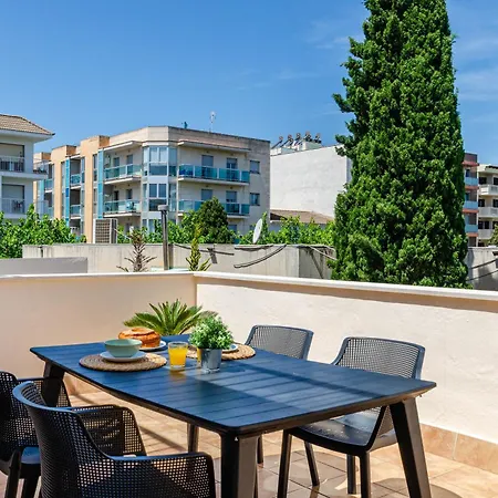 Apartment Port *