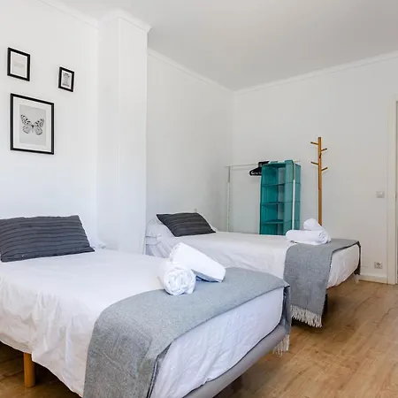 Apartment Port