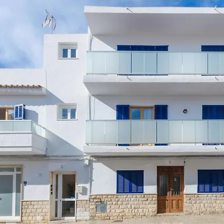 Apartment Port